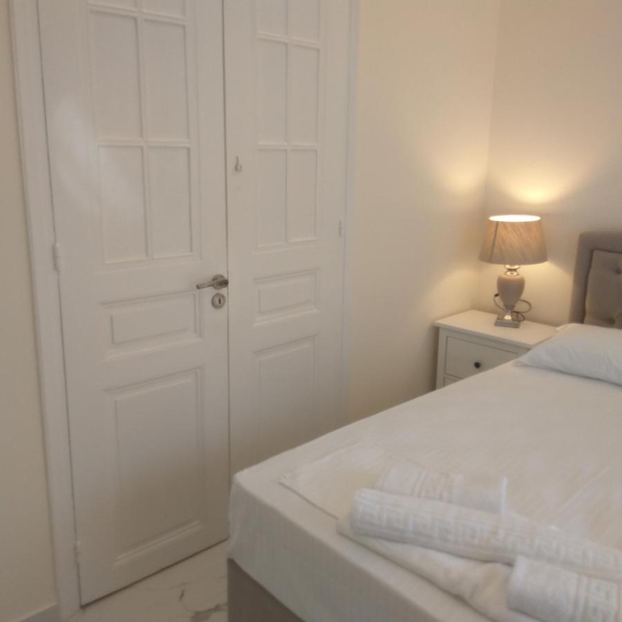 Athens City Center Luxury Suites Dış mekan fotoğraf